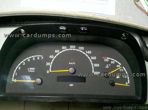 Photo of 2003 Mercedes W639