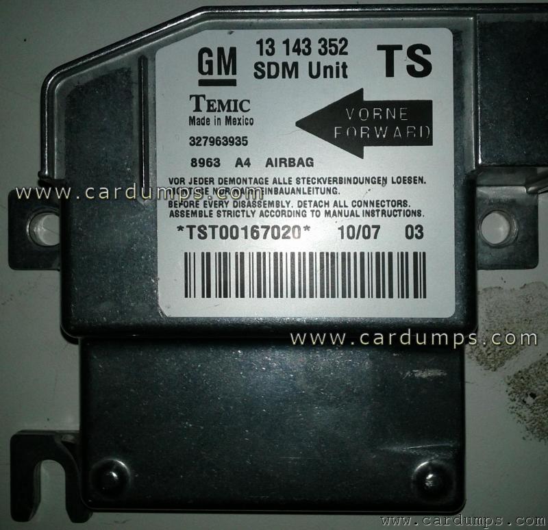 Opel Corsa airbag 68HC08AZ32 13 143 352