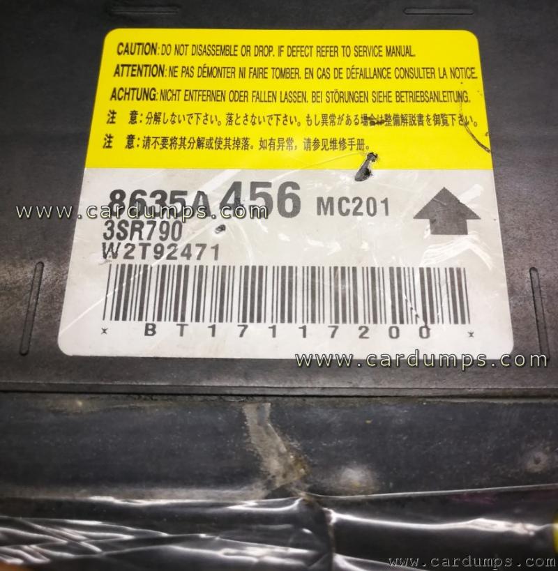 Mitsubishi Montero airbag 95640 8635A456