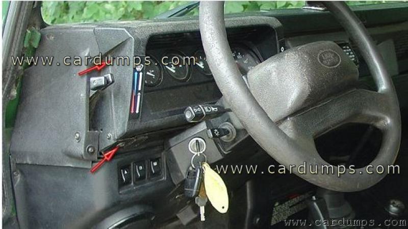 Land Rover Defender dash 93s46 YBC 101530