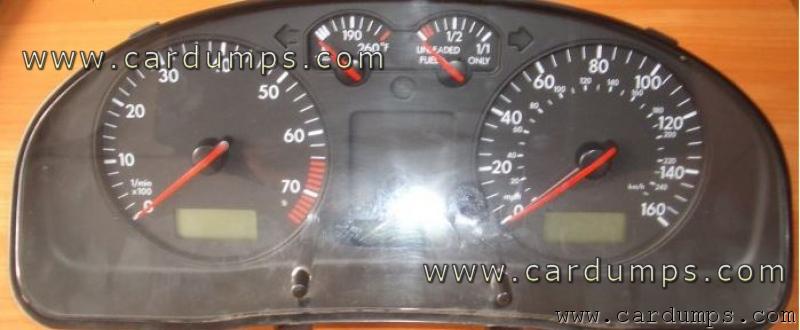 Volkswagen Passat 2000 dash 93c66 3B1 919 930 G