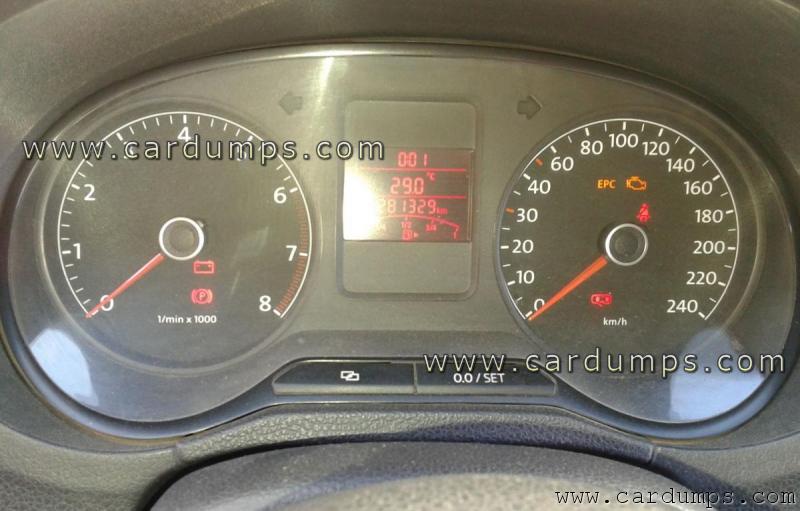 Volkswagen Polo 2011 dash 24c32 6RU920860B