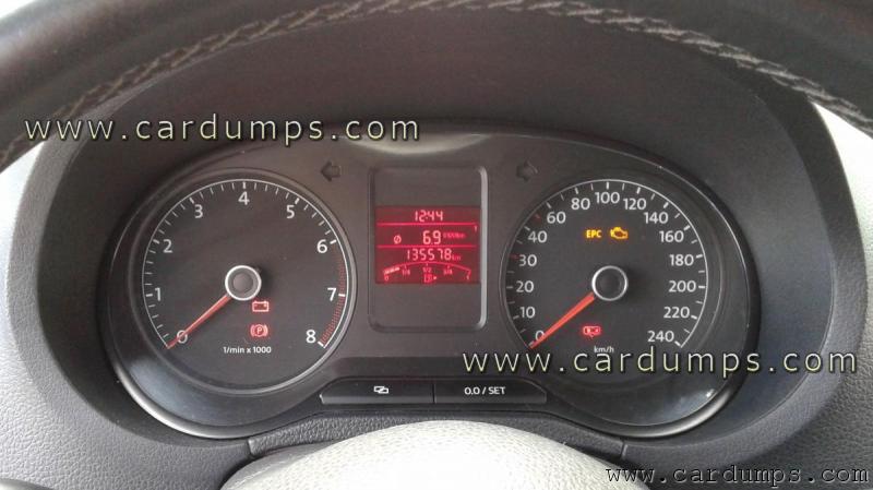 Volkswagen Polo 2013 dash 24c32 6RU920860D