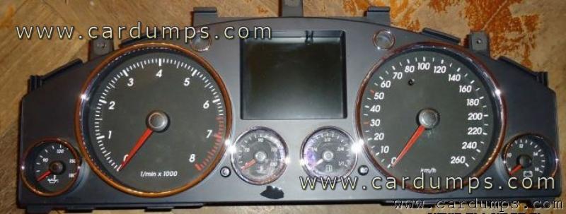 Volkswagen Touareg dash 24c08 7L6 920 880 K