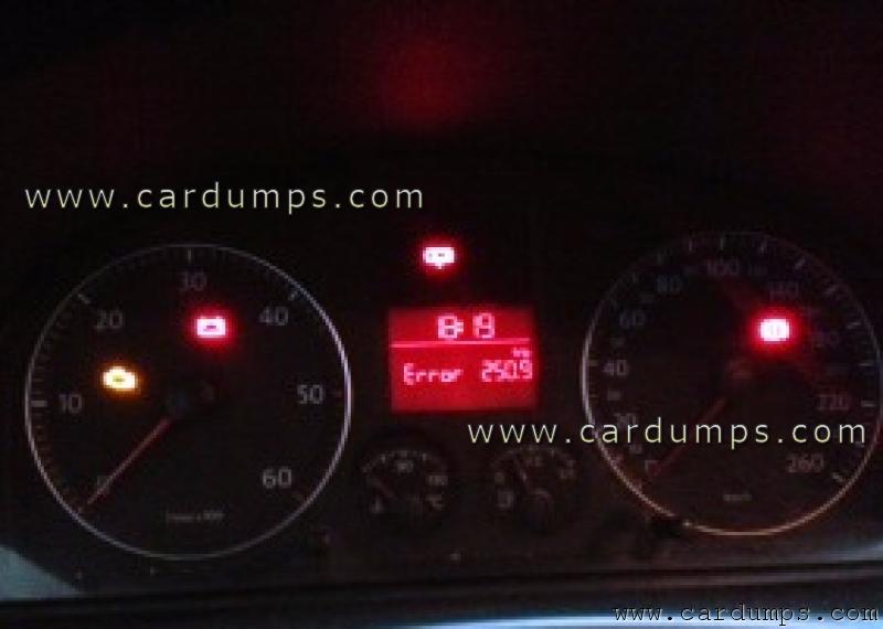 Volkswagen Touran 2003 dash 24c16 1T0 920 850 G